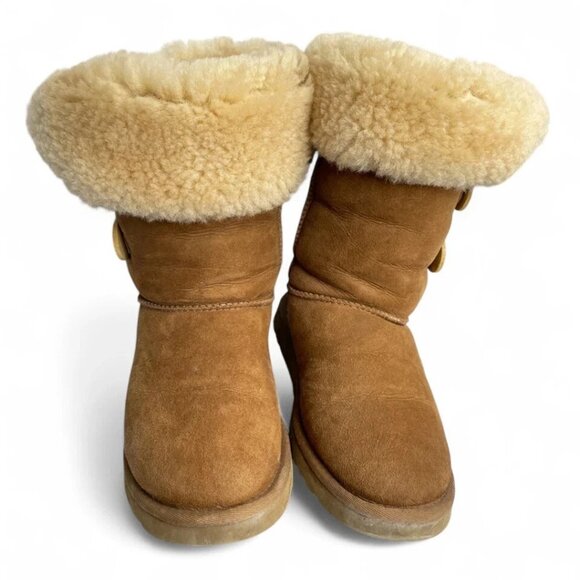 Ugg 1873 Sheepskin Shearling Bailey Triple Button Boots Women's 5 - Picture 4 of 16